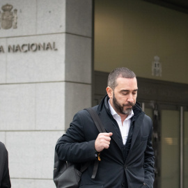 El empresario Víctor de Aldama a su llegada a la Audiencia Nacional para declarar por el ‘caso hidrocarburos’.