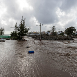 Efectos de la borrasca ‘Therese’, en el barranco de Arguineguín, el 21 de marzo en Gran Canaria.