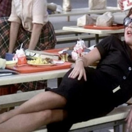 La actriz Stockard Channing en su papel de Rizzo, de la película 'Grease'