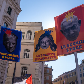 Manifestación en Roma contra el autoritarismo del gobierno de Meloni.