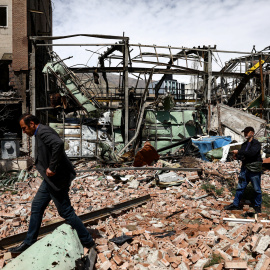 Edificio dañado por los ataques de EEUU e Israel