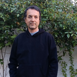 El membre de la CGT Catalunya Òscar Murciano, que publica 'Cómo ganar una huelga'. 08/04/2026
