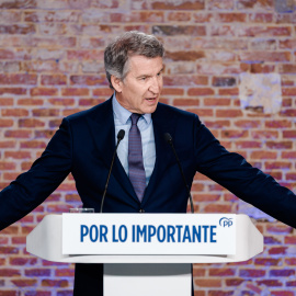 El presidente del Partido Popular, Alberto Núñez Feijóo, durante el acto ‘Pagas más, recibes menos; contra el infierno fiscal del Gobierno de Sánchez’ en el Espacio Jorge Juan, a 8 de abril de 2026, en Madrid (España).