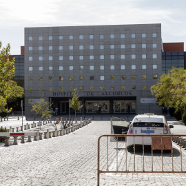 Entrada principal del Hospital de Alcorcón (Madrid).
