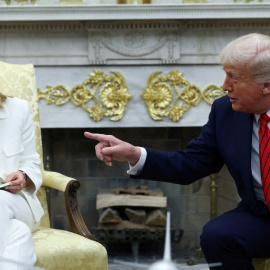 Trump y Meloni durante una reunión