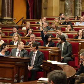 Una votació al ple del Parlament d'aquest dimecres. 15/04/2026