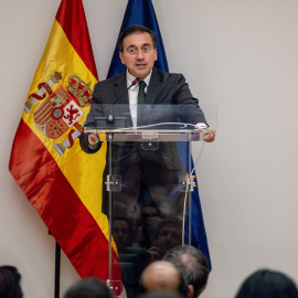 El ministro de Asuntos Exteriores, Unión Europea y Cooperación, José Manuel Albares, interviene en la inauguración de la exposición 'Tiempo Juntos. 20 años de Casa Árabe y de amistad entre España y el mundo árabe', a 15 de abril