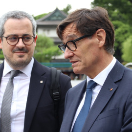 El president de la Generalitat, Salvador Illa, al costat del seu cap de gabinet, Eduard Rivas, en una imatge d'arxiu. 27/05/2025