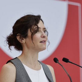 La presidenta de la Comunidad de Madrid, Isabel Díaz Ayuso, interviene en la presentación del acuerdo firmado por la Federación Española de Baloncesto (FEB) y el Gobierno regional para la celebración del Eurobasket 2029.