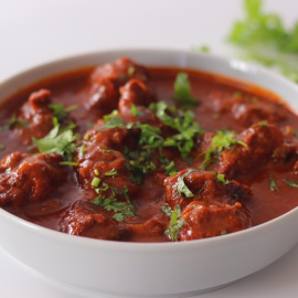 Pechugas alla arrabbiata.