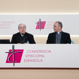 El secretario general de la CEE, Cesar García Magán, en rueda de prensa