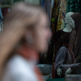 Un burka en un comercio de Barcelona