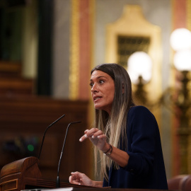 La portavoz de Junts en el Congreso, Miriam Nogueras, interviene durante una sesión plenaria en el Congreso.