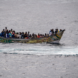 Un cayuco con 73 personas llegadas de Senegal.