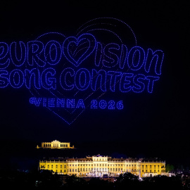 Espectáculo con drones sobre el Palacio de Schönbrunn con motivo del Festival de Eurovisión en Viena el 27 de abril de 2026.