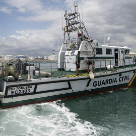 Un barco de la Guardia Civil (foto de archivo).