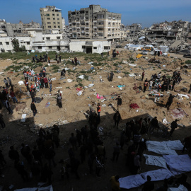 Funeral masivo en el Hospital Al-Shifa, en Gaza.