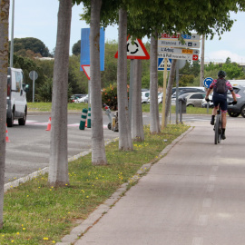 Carril bici a la Ronda Ibèrica de Vilanova i la Geltrú