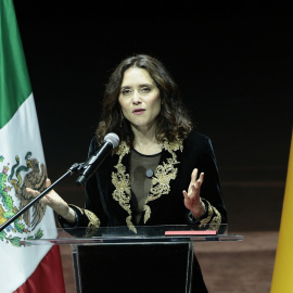 La presidenta de la Comunidad de Madrid, Isabel Díaz Ayuso, habla durante la Celebración por la Evangelización y el Mestizaje en México: Malinche y Cortés.