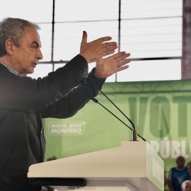 El expresidente del Gobierno José Luis Rodríguez Zapatero durante un acto de campaña de las elecciones andaluzas