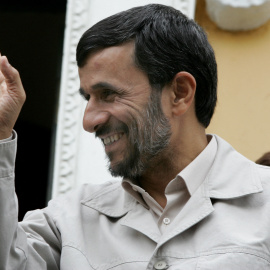 El expresidente iraní Mahmud Ahmadineyad en una visita a Bolivia en 2007.