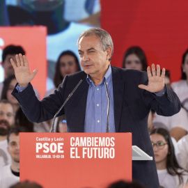 El expresidente Zapatero, en un mitin en Castilla y León.