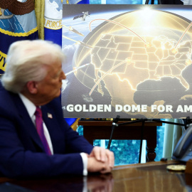 El presidente estadounidense Donald Trump anuncia en el Despacho Oval un escudo antimisiles, en una imagen de archivo.