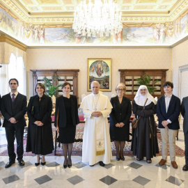 El papa León XIV recibe a Isabel Díaz Ayuso, presidenta de la Comunidad de Madrid.