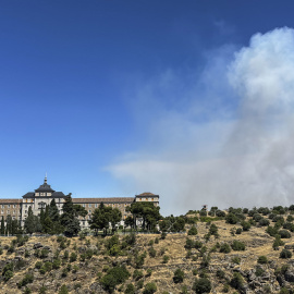 Incendio en los terrenos de la academia de infantería en Toledo.