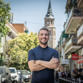 El vallecano Daniel Ayuso se lanza a la primera línea de la política municipal de la mano de Rita Maestre y registrará esta semana su candidatura para concurrir al proceso interno de primarias de Más Madrid.