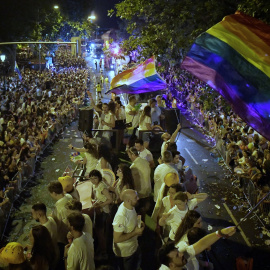 Cientos de personas durante la manifestación estatal del Orgullo LGTBI+ 2024.