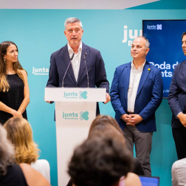 Jordi Martí a la seu de Junts acompanyat de Jordi Turull, a Barcelona