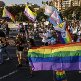 Cientos de personas durante la manifestación del Orgullo LGTBI+, a 28 de junio de 2025, en Valencia, Comunidad Valenciana