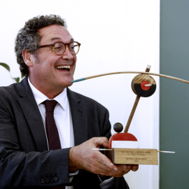 La agrupación cultural y cívica Un dels Nostres entrega el Premio Christa Leem 2026 al exfiscal general del Estado Álvaro García Ortiz, por su defensa de la carrera fiscal "frente a la desinformación y la manipulación".