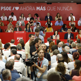 El PSOE reúne a su Comité Federal para arrancar el ciclo electoral de 2027 e intentar dejar atrás los casos judiciales que afectan al partido.