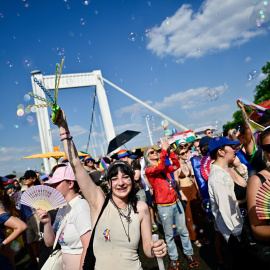 2026-06-27T150008Z_399348776_RC2E2MA877TI_RTRMADP_3_HUNGARY-LGBT-PRIDE