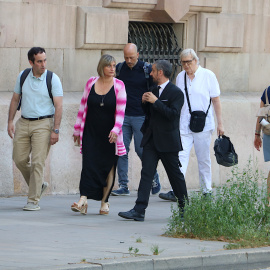 Arribada de l'exconsellera de Salut, Alba Vergés, i l'exsecretari general de Salut, Marc Ramentol, al TSJC pel judici pel retard en les vacunes de la covid a guàrdies civils i policies nacionals