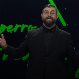 El presentador de 'El perro andaluz', Manu Sánchez.