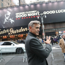 George Clooney en la presentación del elenco de Broadway de "Good Night, and Good Luck", celebrada en el Winter Garden Theater.