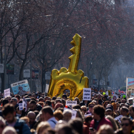 Cientos de personas durante una manifestación por una vivienda digna en Madrid, imagen de archivo.