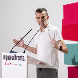 El portavoz de Por Andalucía y coordinador federal de Izquierda Unida, Antonio Maíllo.