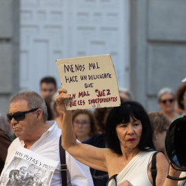 Concentración contra el juez Peinado frente a la sede del Consejo General del Poder Judicial.