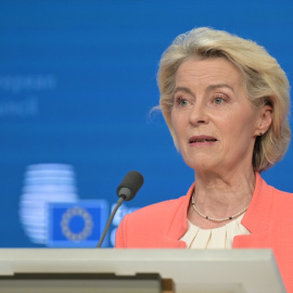 La presidenta de la Comisión Europea, Ursula von der Leyen, interviene durante una rueda de prensa tras las deliberaciones de la cumbre de la UE el pasado 19 de junio.