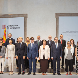 Foto de família del Govern de la Generalitat, presidit per Salvador Illa, en una imatge d'arxiu