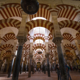 Vista del interior de la mezquita-catedral de Córdoba.