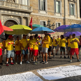 La concentració de socorristes que s'ha fet aquest dissabte, 25 de juliol, a la plaça Sant Jaume de Barcelona. 25/07/2026