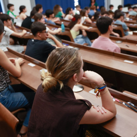 Un grupo de estudiantes en un aula, en una imagen de archivo.