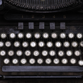Máquina de escribir.