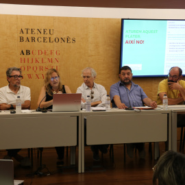 Josepa Vilurbina, Xavier Vilalta, Montserrat Coberó, Xavier Sánchez, Àlex Terès, Josep Marrugat i Consol Riera, en roda de premsa exposarannt els motius pels quals s'oposen al PLATER