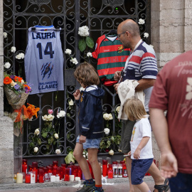 Altar en honor a Laura Cruz, asesinada por su expareja.